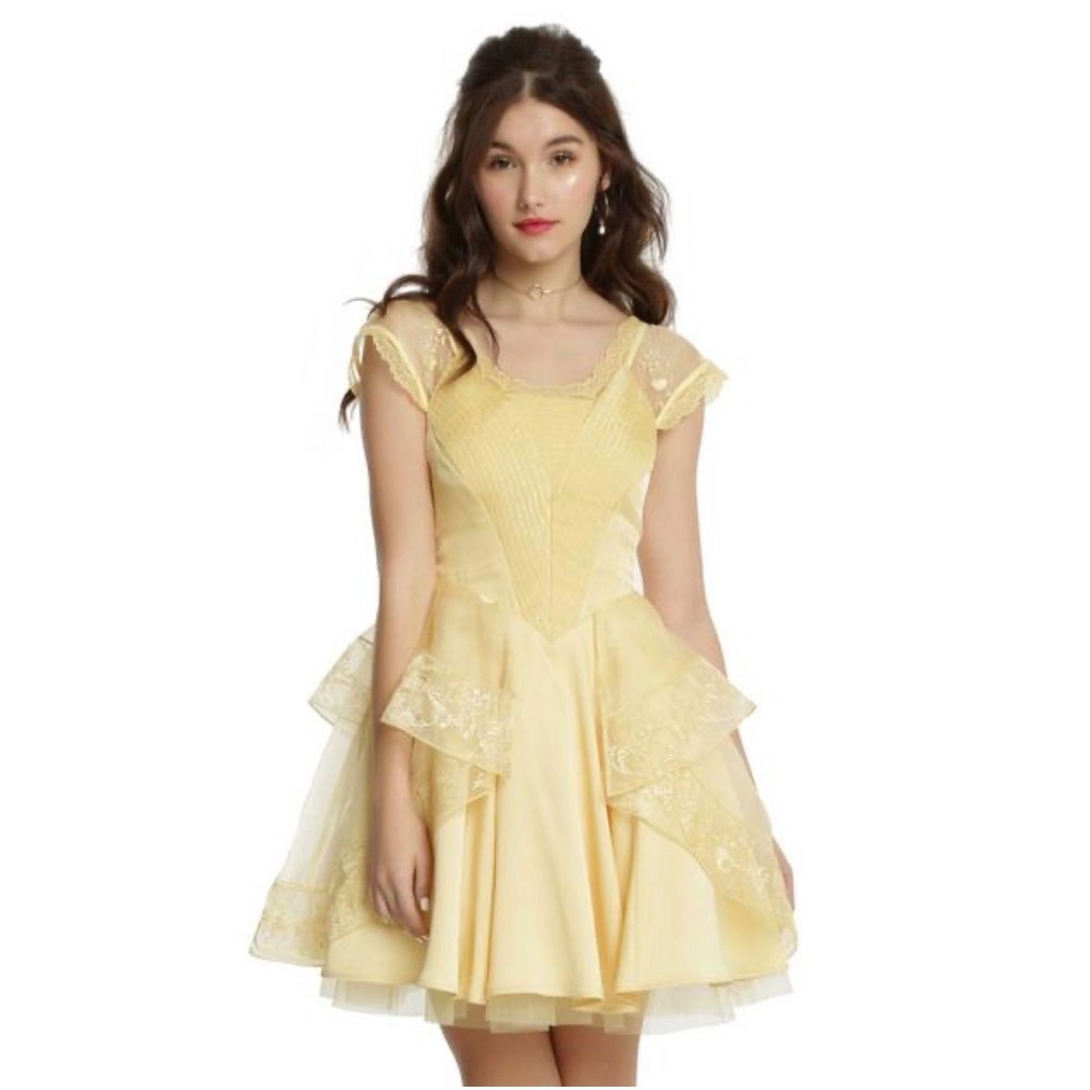 Disney Beauty and the Beast Hot Topic Belle Yellow Cosplay Halloween Dress Large